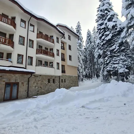 Forest Apartment/ Park * Borovec